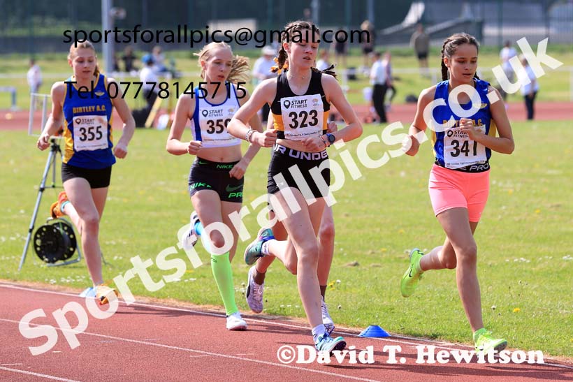 Girls Under-15s 1500 metres, 2024 North Eastern Track and Field Champs., Middlesbrough.  Photo: David T. Hewitson/Sports for All Pics